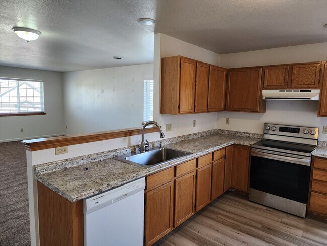 Foto del edificio - 110 N 11th Ave