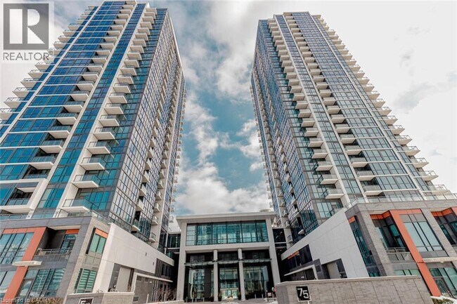 Photo du bâtiment - 75 Eglinton Ave W