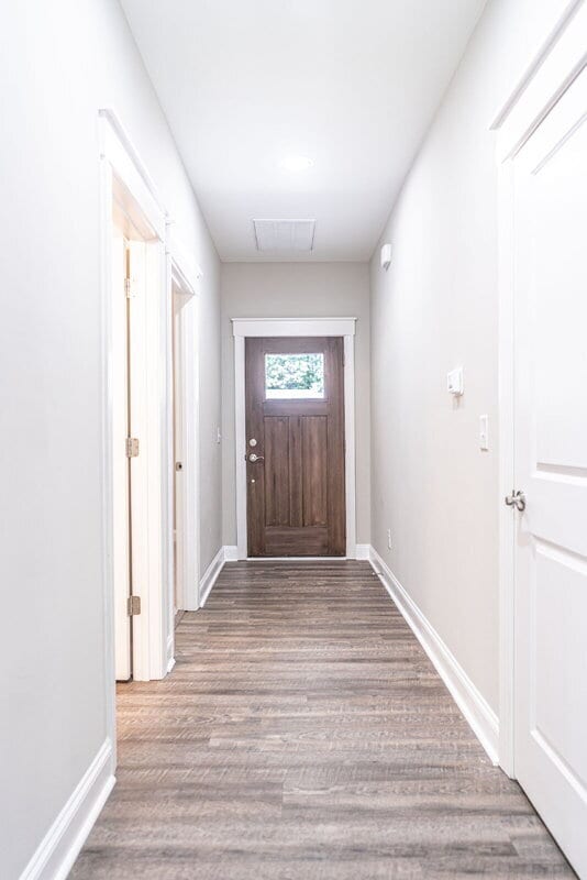 Foto del edificio - 643 Lilac Ln