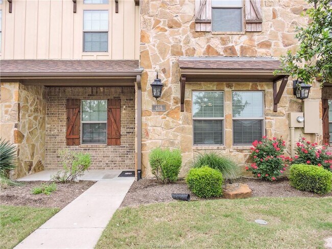 Building Photo - 415 Momma Bear Dr