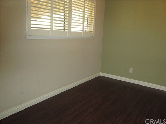 Foto del edificio - 4219 W Oak Ave