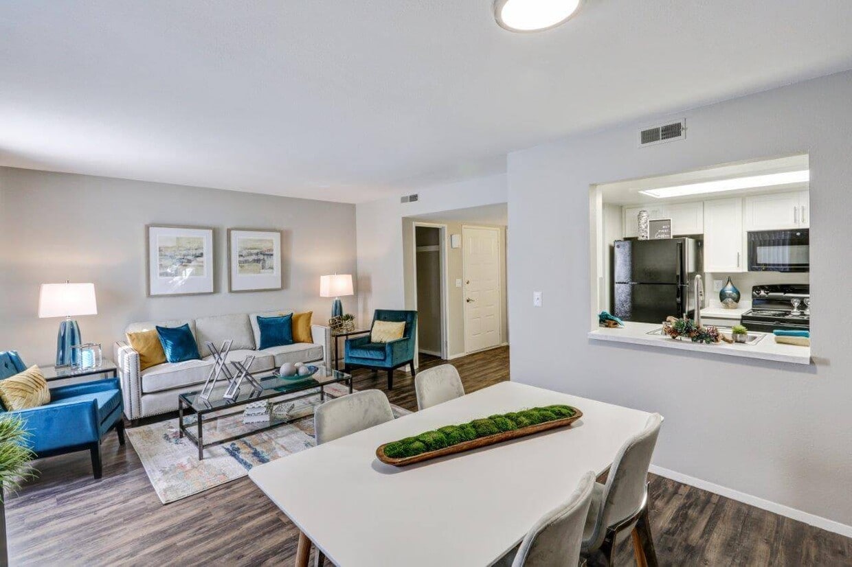 Overlook Point Apartments 4612 S 2930 W West Valley City, UT