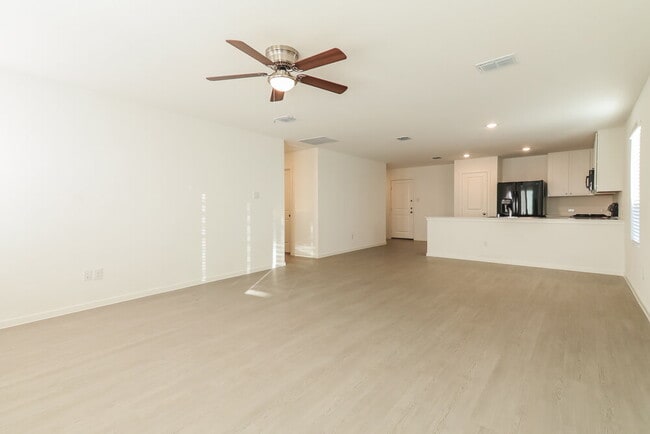 Building Photo - 5324 Agalinis Ave