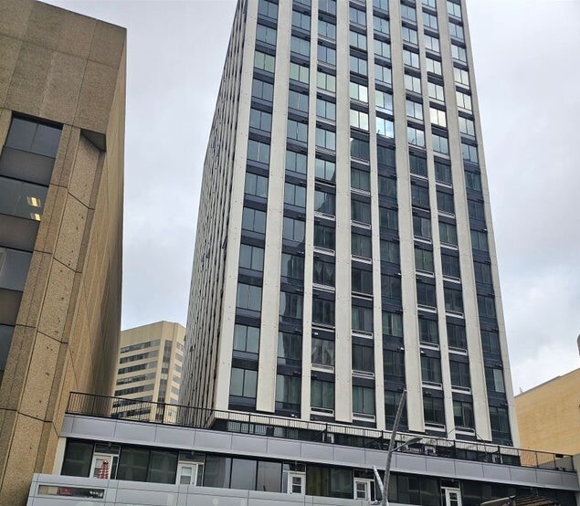 Building Photo - 910-10024 Jasper Av NW