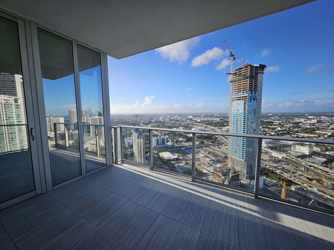 Photo - 851 NE 1st Ave (Miami, FL)