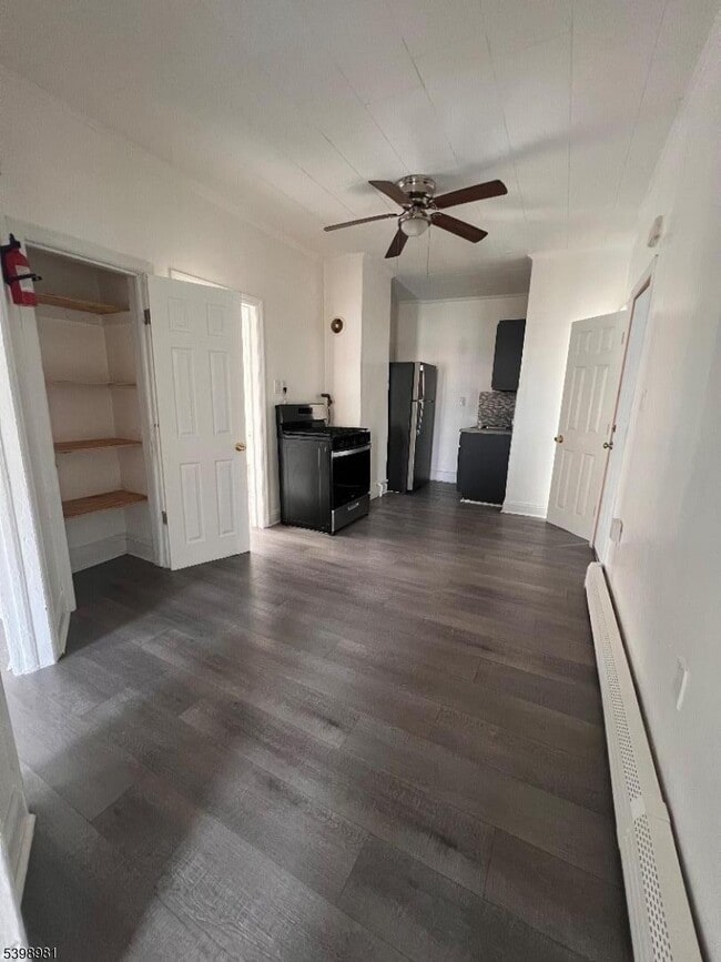 Foto del edificio - 204 Erie St