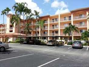 Building Photo - 6193 Pointe Regal Cir