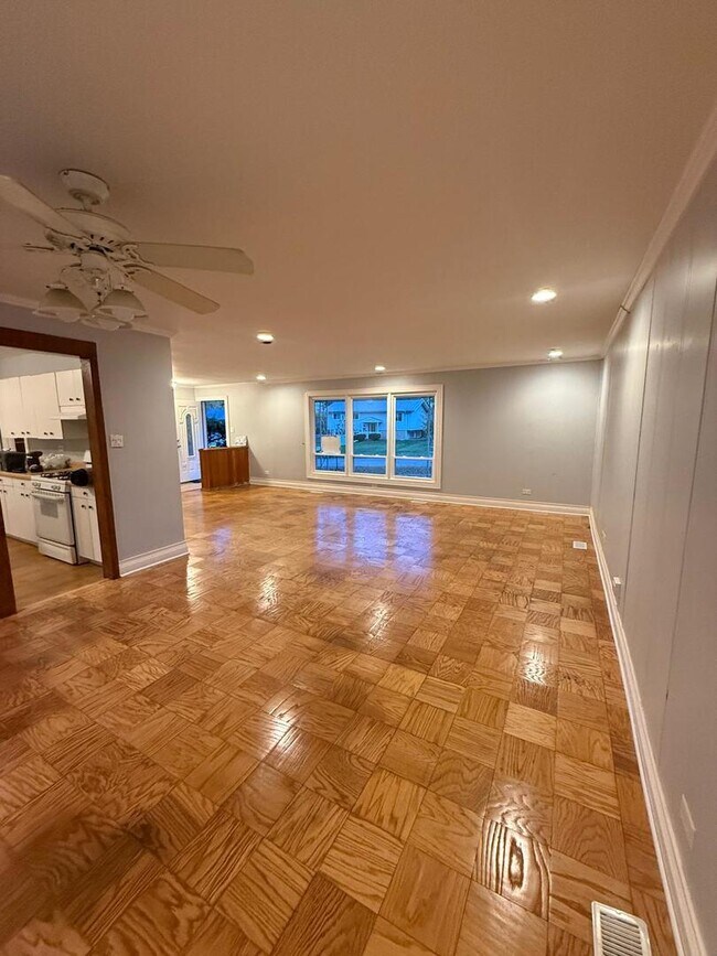 Foto del edificio - 1440 Gentry Rd