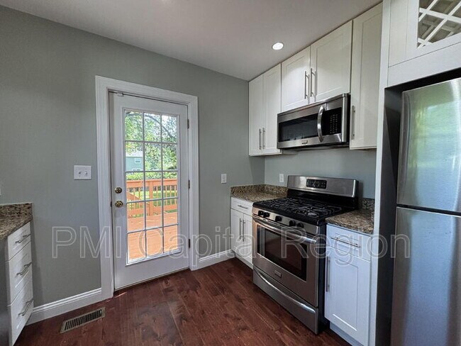 Foto del edificio - 3903 Hampden St