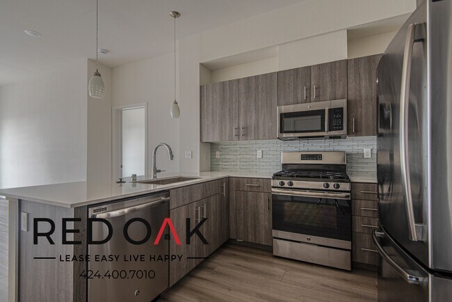 Foto del edificio - 1331 W 7th St