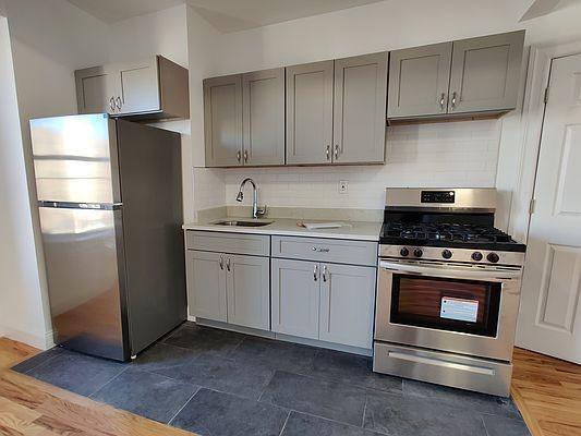 Foto principal - 2 bedroom in BRONX NY 10451