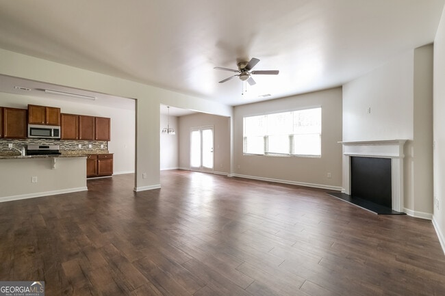Foto del edificio - 207 Hollyhock Ln
