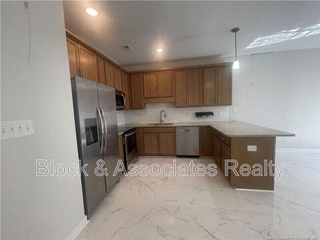 Foto del edificio - 705 Georgetown Cir