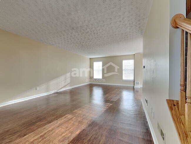 Foto del edificio - 2452 Featherston Ct