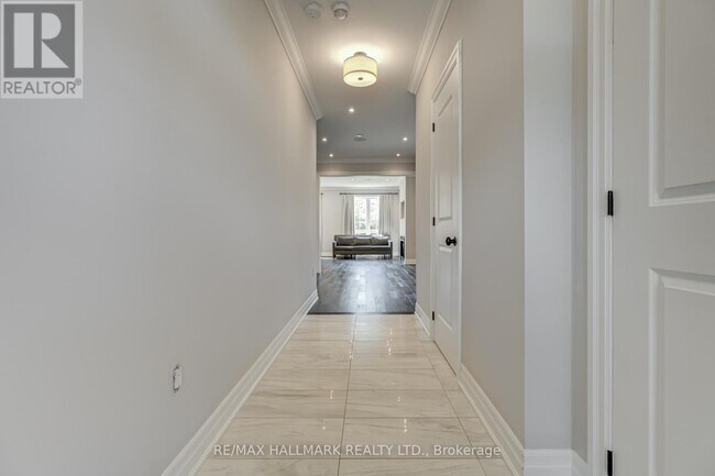 Photo du bâtiment - 9 Keenlyside Ln.