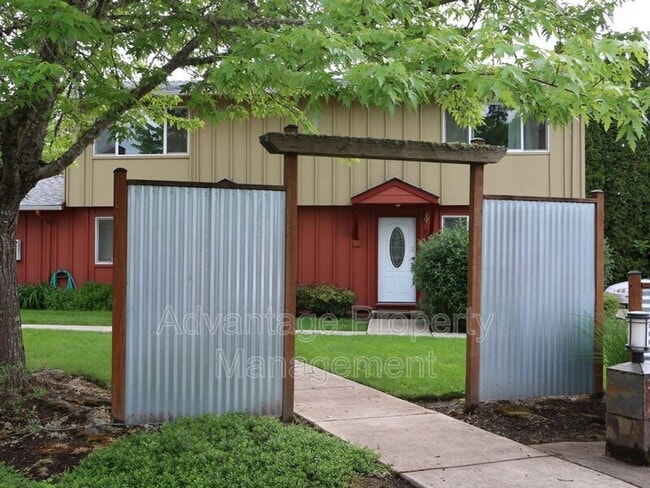 Building Photo - 1250 NW 23rd St