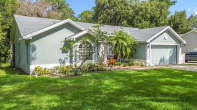 Building Photo - 1328 Crown Isle Cir