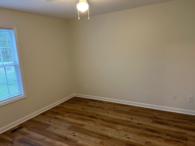 Foto del edificio - 39 Farm View Cir