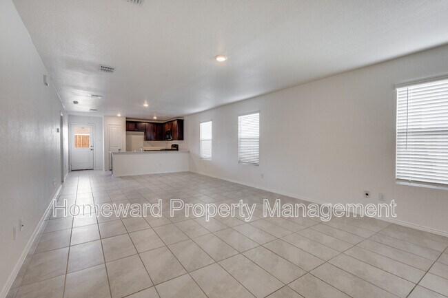 Building Photo - 3612 Kinglet Ct