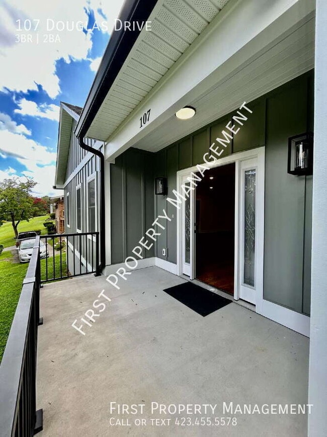 Photo - 107 Douglas Drive- House