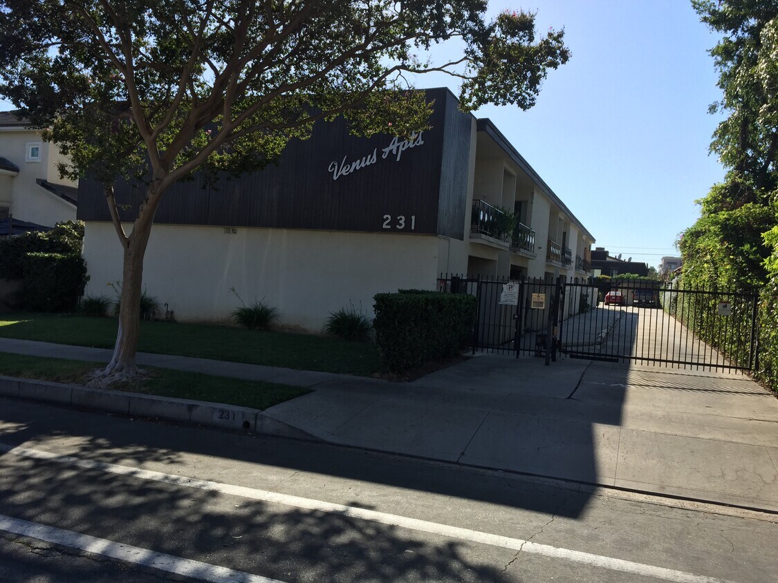 Front Gate - 231 N Alhambra Ave