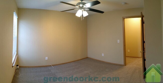 Foto del edificio - 1001 Fall Meadow Ln