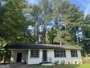 Building Photo - 1569 Rock Cut Rd