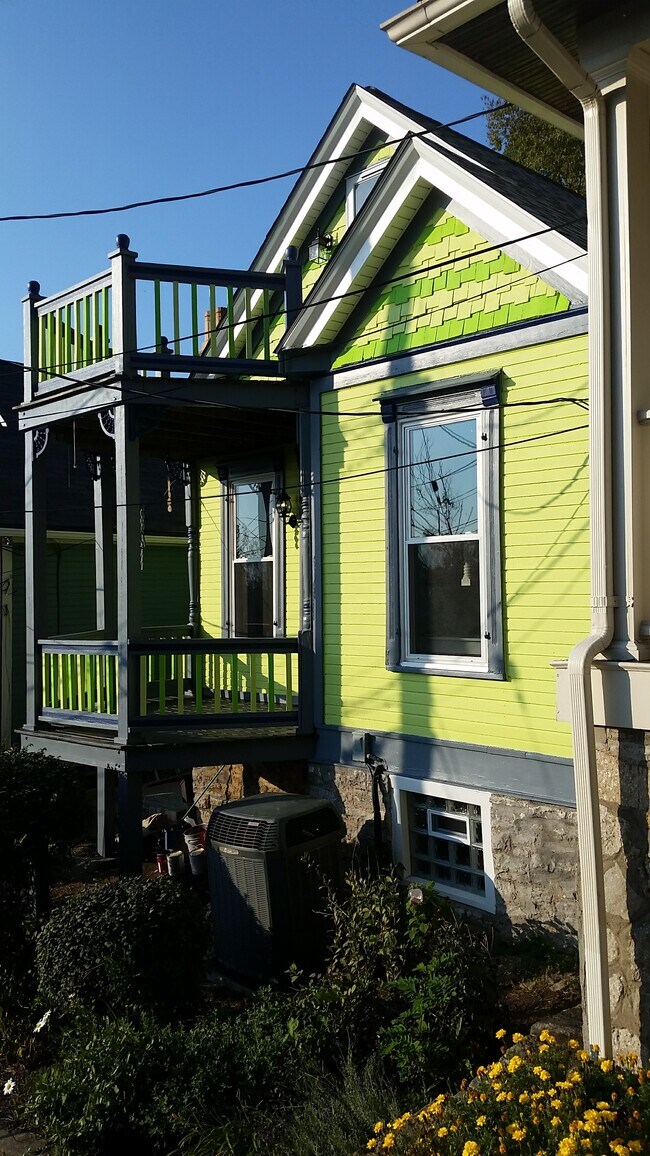 Hammock ready balcony and spectacular views from the second deck! - 3722 Stevens Pl
