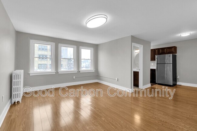 Foto del edificio - 1015 Amherst St