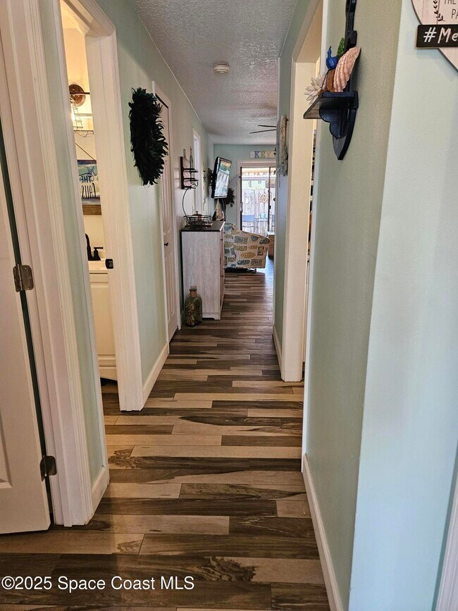 Foto del edificio - 8742 Lantana Ct