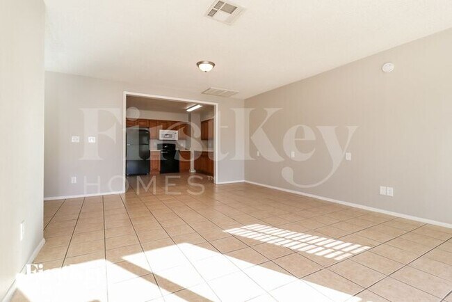 Building Photo - 8761 W Ironwood Dr