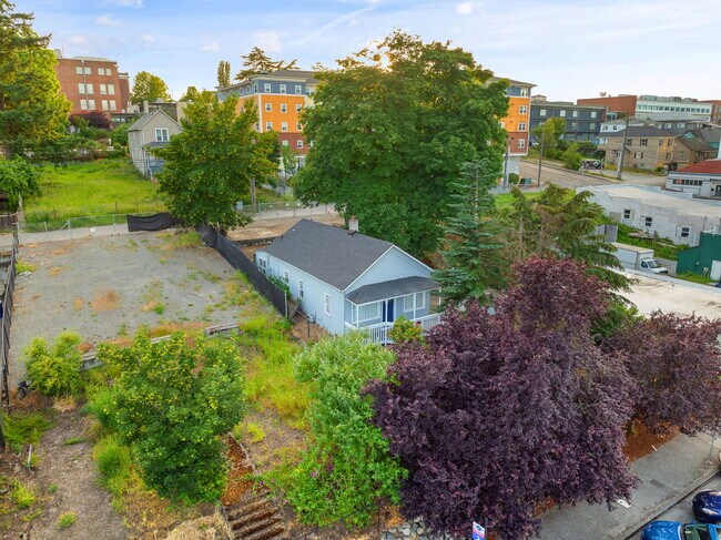 Foto del edificio - 1316 Tacoma Ave S
