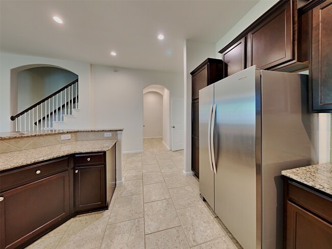 Building Photo - 21614 Champagne Dr E