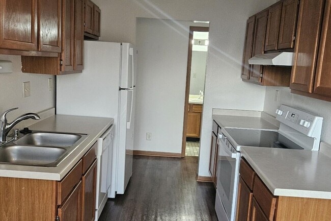 Building Photo - Toldt Terrace Apartments