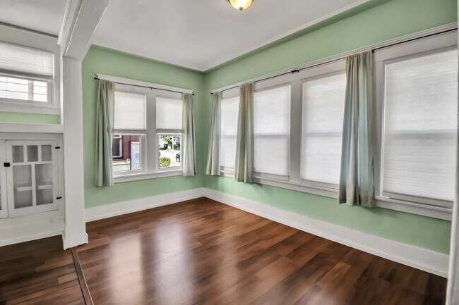 Foto del edificio - 82 Rutland St