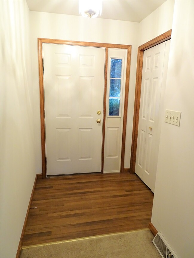 Building Photo - 507 Foggy Bottom Rd