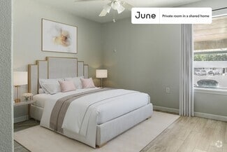 Building Photo - Private bedroom in 3 bed/2 bath Home