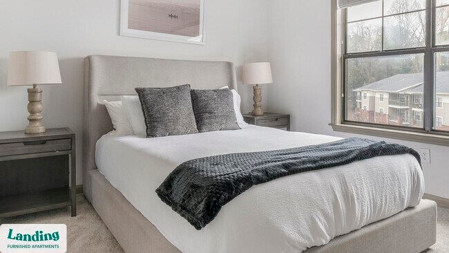 Foto del edificio - 2000 Monroe Pl NE