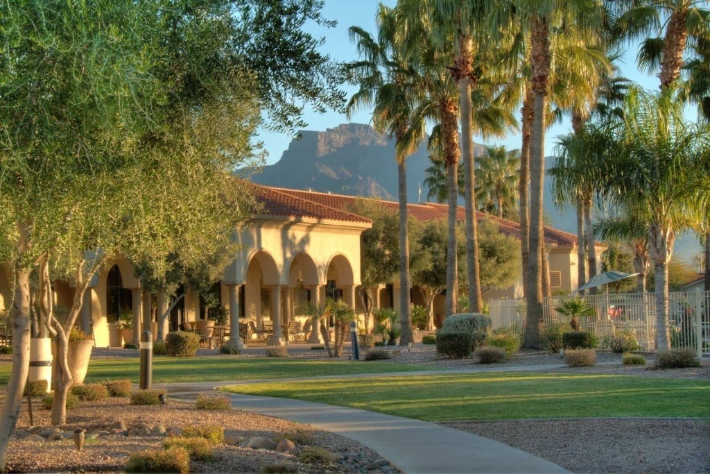 Dolce Vita Apartments in Apache Junction, AZ