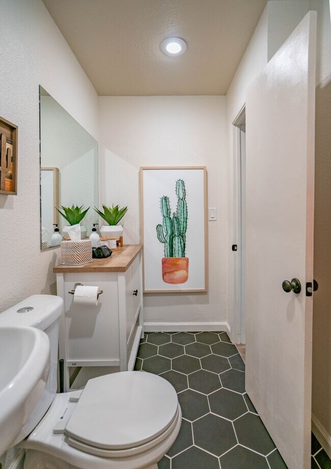 Building Photo - Fully Furnished Home in Yucca Valley