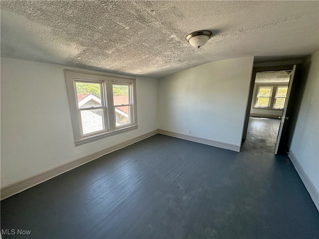 3540 E 154th St Cleveland, OH 44120 – photo 5
