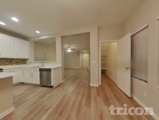 Foto del edificio - 17102 N 185th Ln