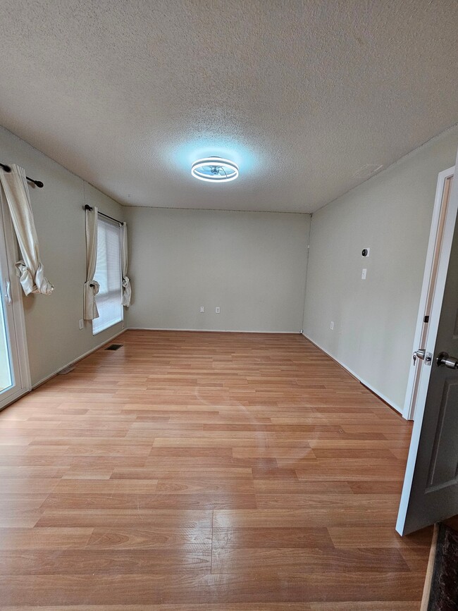 Building Photo - 15287 Flintlock Terrace