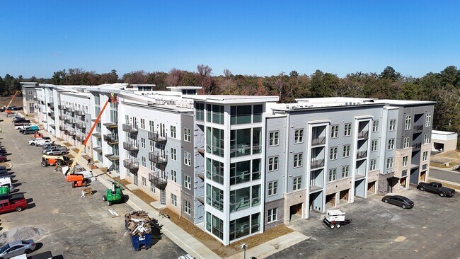 Foto del edificio - The River