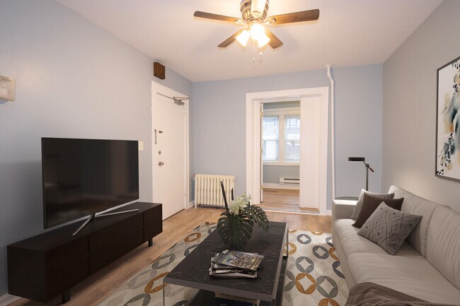 Foto del edificio - 439 Willow Ave