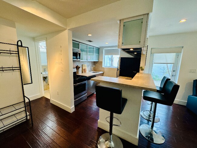 Foto del edificio - 741 6th St