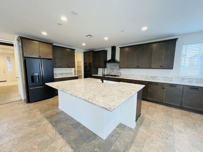 Building Photo - 30929 Palette Rd