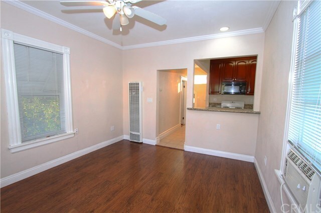 Foto del edificio - 7037 Painter Ave