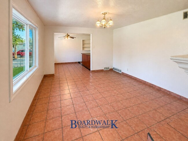 Building Photo - 4681 W 5015 S