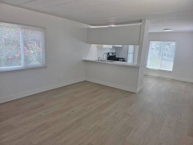 Foto del edificio - 515 River Rd